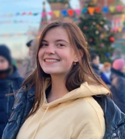 Арина Дойникова